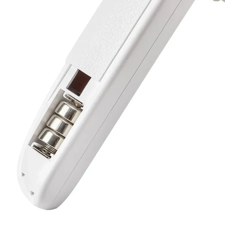 PetKit karomvágó csipesz LED fénnyel PetKit karomvágó csipesz LED fénnyel