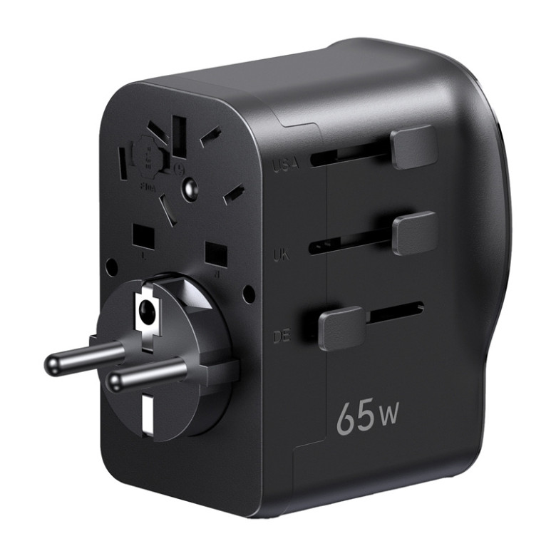 Universal Travel Adapter Ugreen S550, 2x USB-C, 1x USB-A, 65W